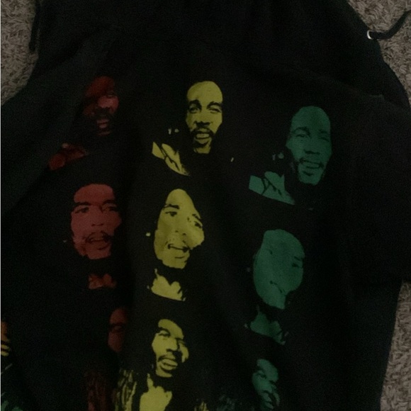 Black Hoodie with Rasta Lion Design bob Marley zip up - Picture 2 of 5